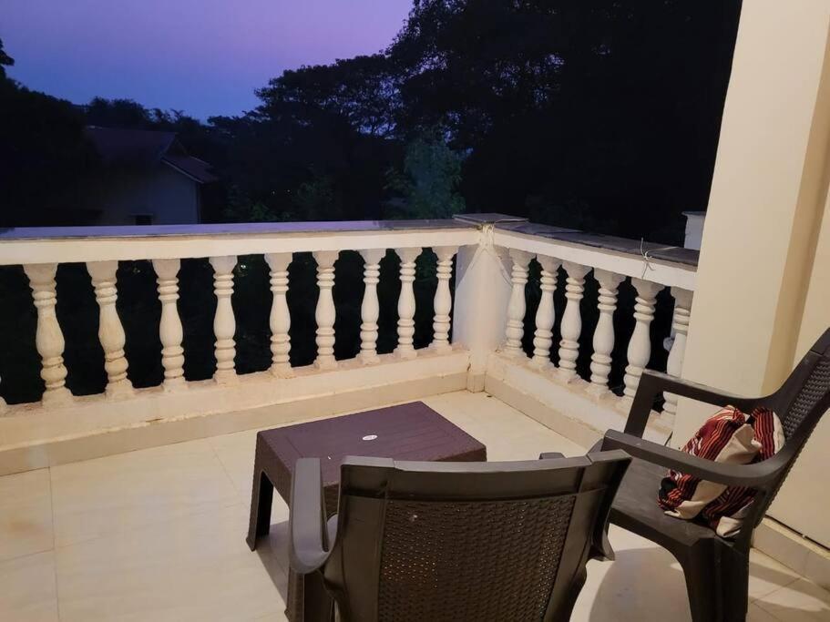 Comfortable 1Bhk Resort Aptmt With Pool At Candolim For 4 Ppl Sinquerim Eksteriør bilde